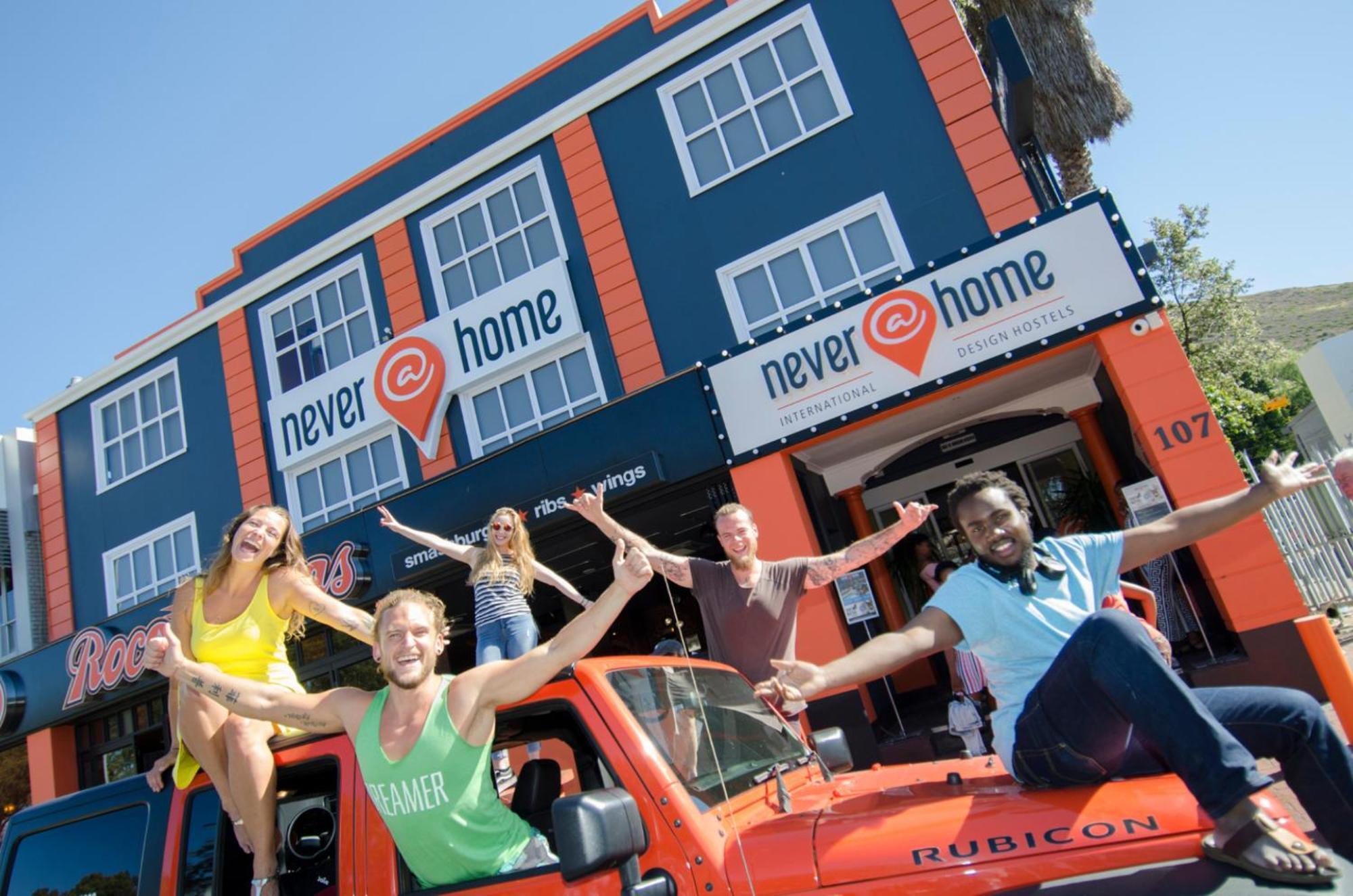 Never at Home Green Point Kaapstad Buitenkant foto Neverhome hostel in Cape Town