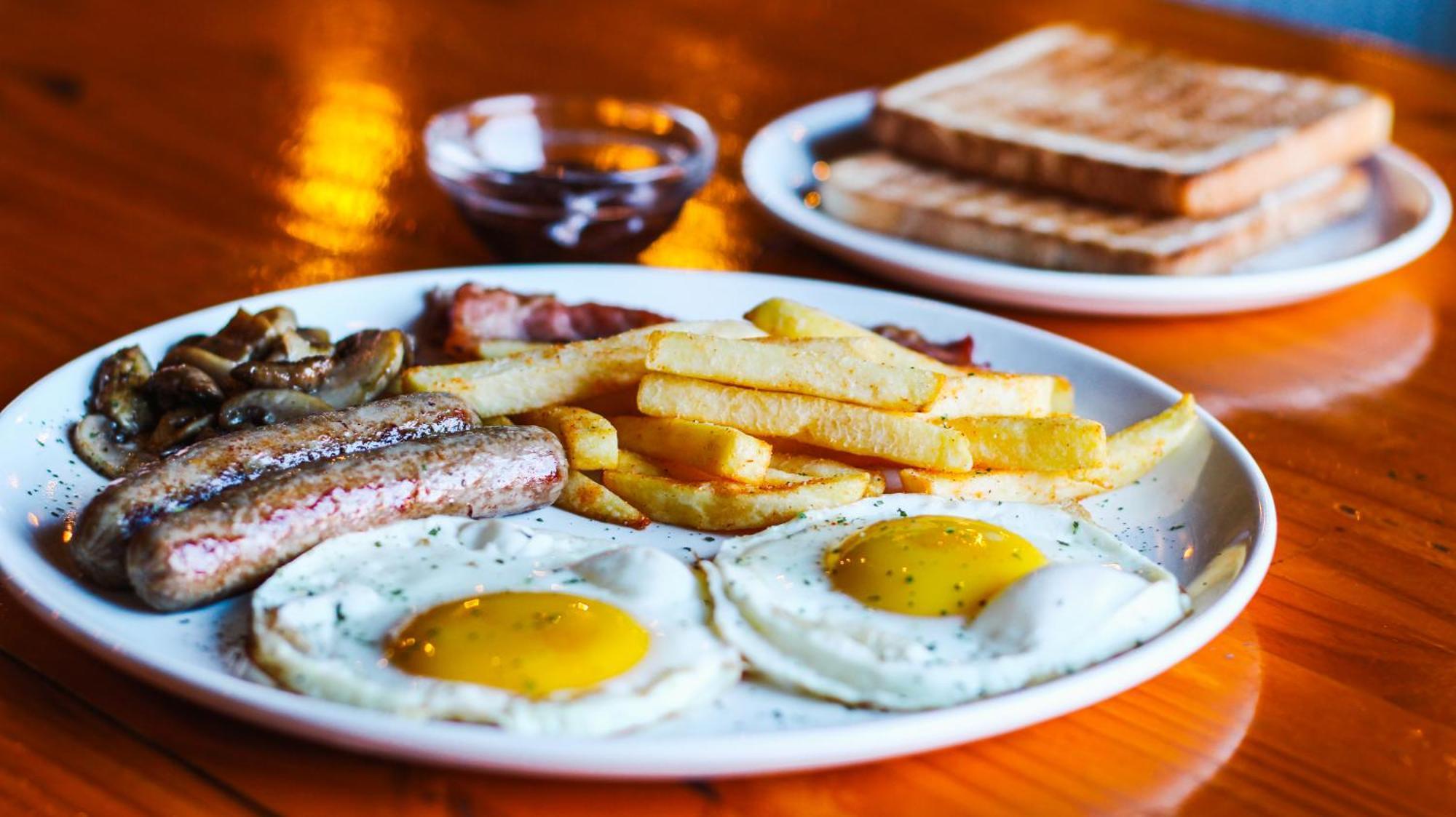 Never at Home Green Point Kaapstad Buitenkant foto A cooked breakfast